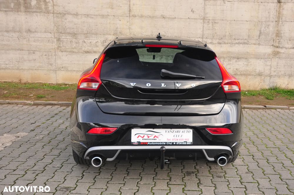 Volvo V40 D3 Geartronic RDesign - 12