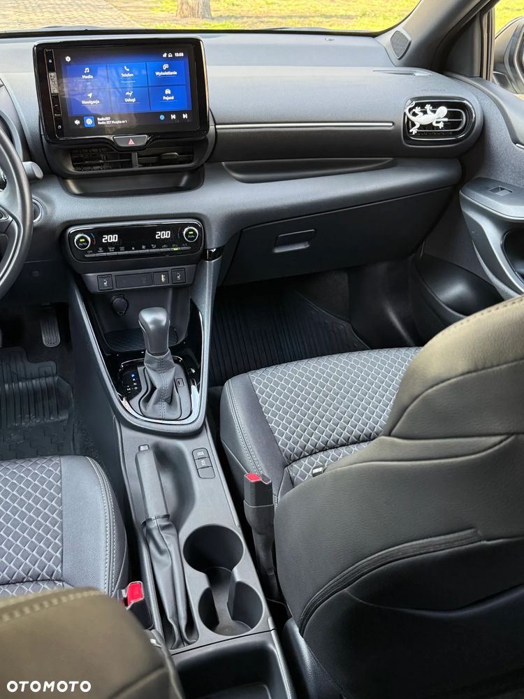 Toyota Yaris 1.5 Style CVT - 24