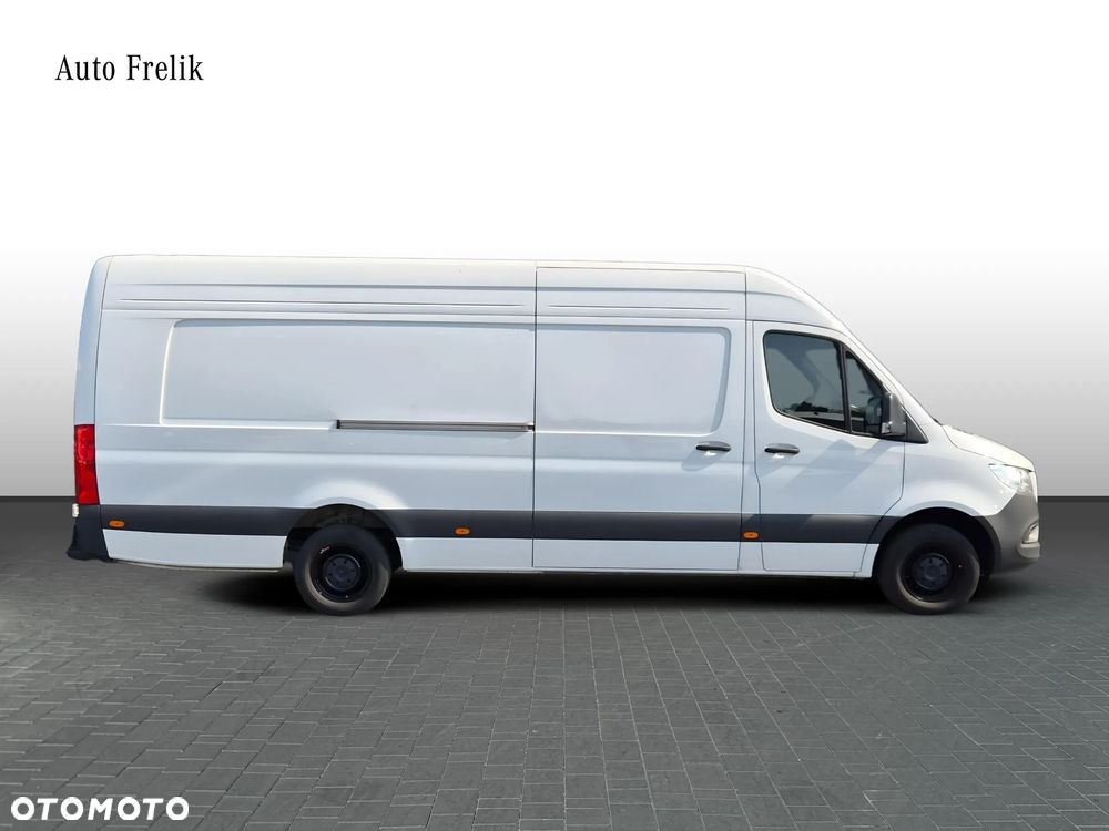 Mercedes-Benz Sprinter 317 - 6