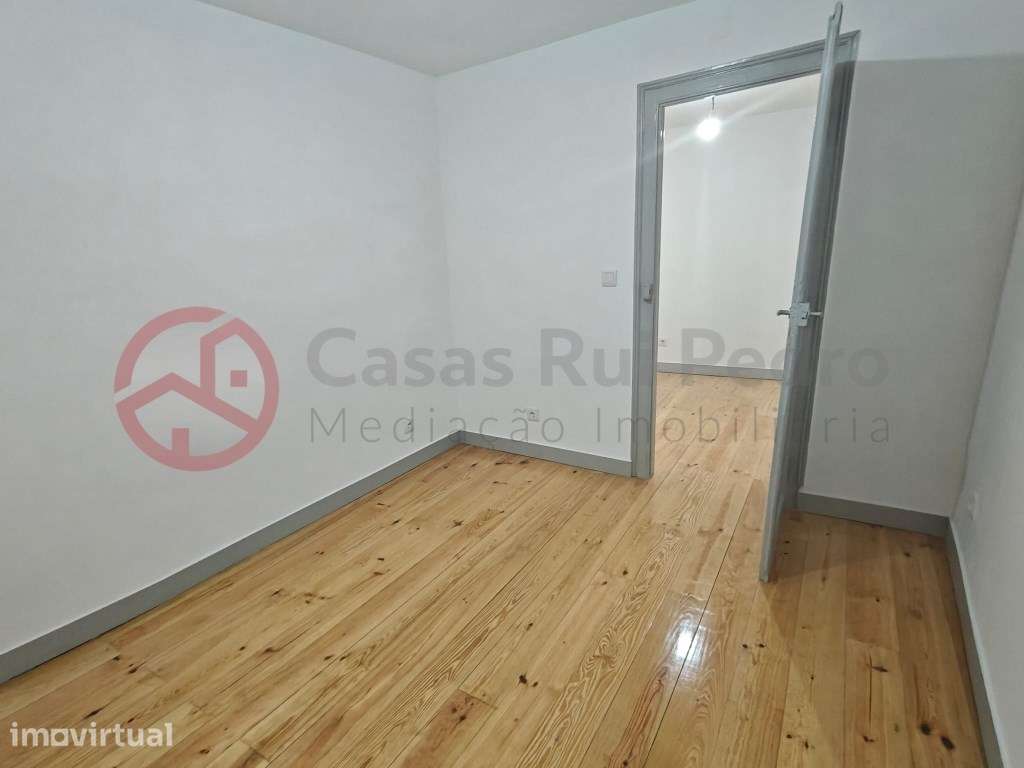 Apartamento T3 com terraço remodelado no centro de Lisboa. - Grande imagem: 3/19