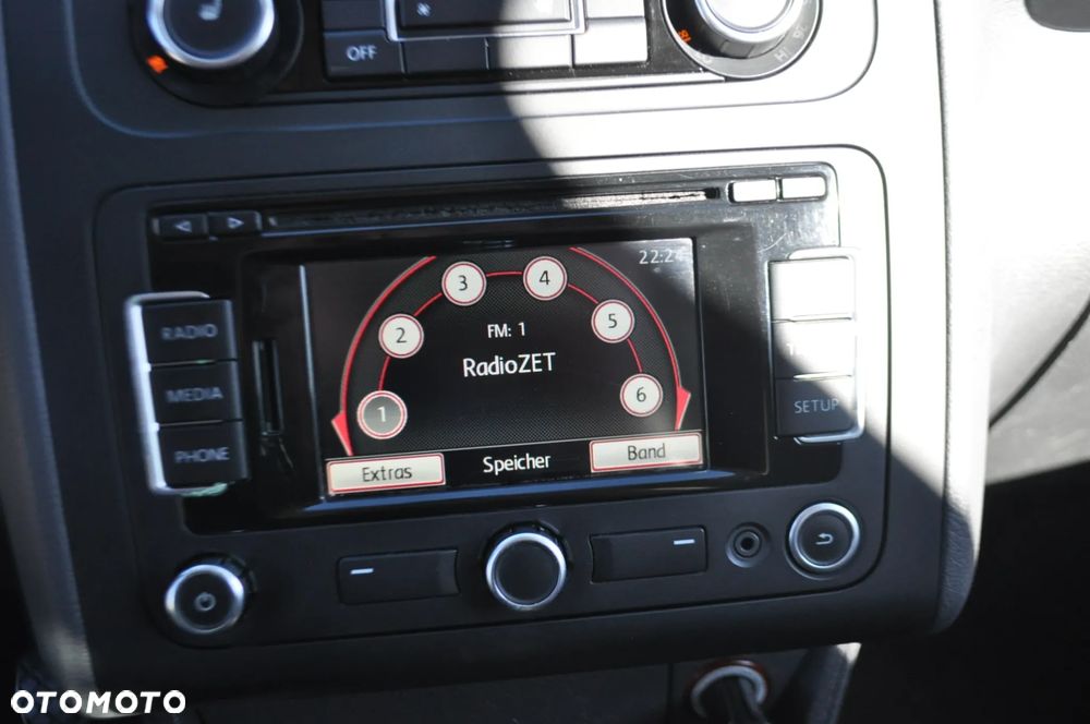 Volkswagen Touran 2.0 TDI DPF Comfortline - 21