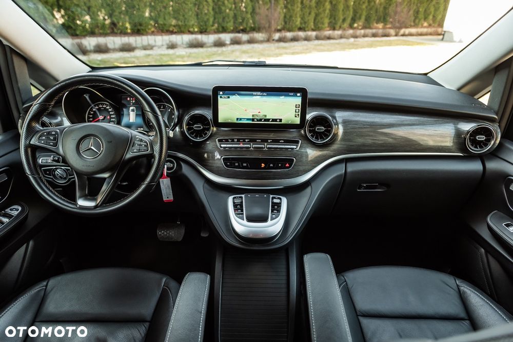 Mercedes-Benz Klasa V 300 d lang 4Matic 9G-TRONIC Exclusive Edition - 6