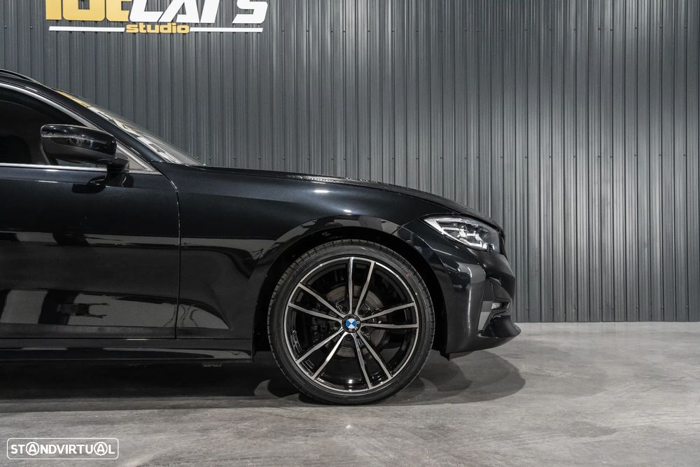 BMW 318 d Aut. Sport Line - 44