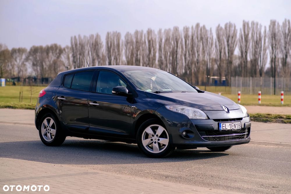 Renault Megane 1.9 dCi Bose Edition - 2