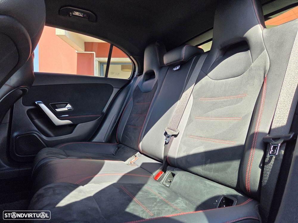 Mercedes-Benz A 180 d AMG Line Aut. - 31
