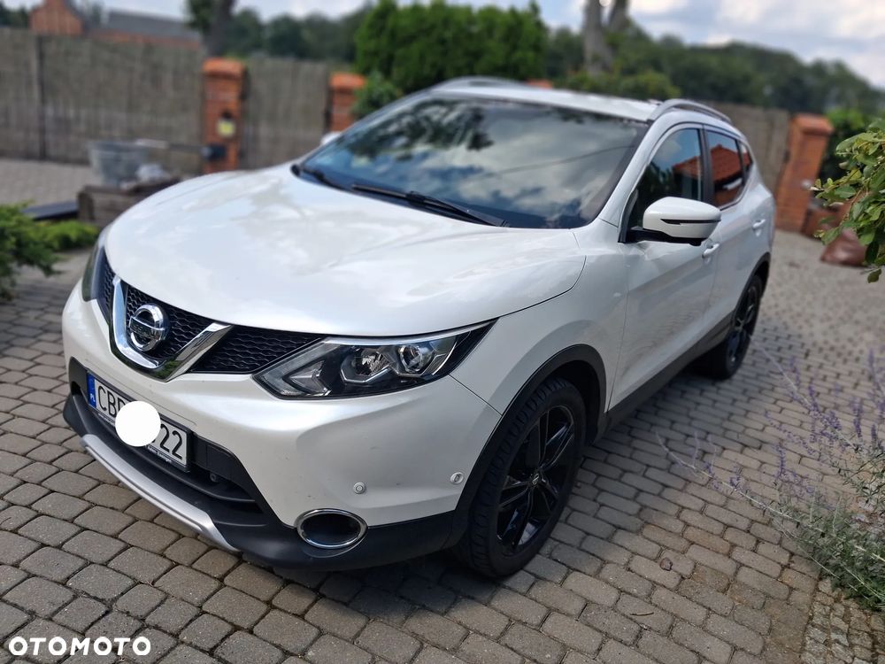 Nissan Qashqai 1.6 DCi Xtronic TEKNA - 6