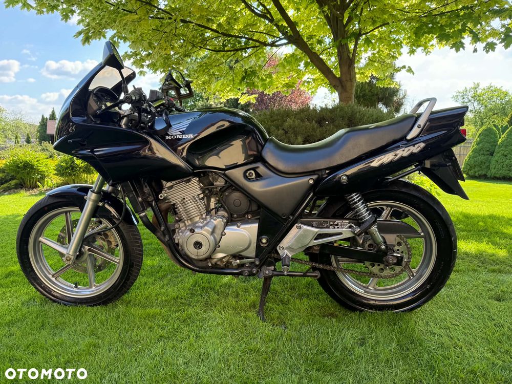 Honda CB - 1