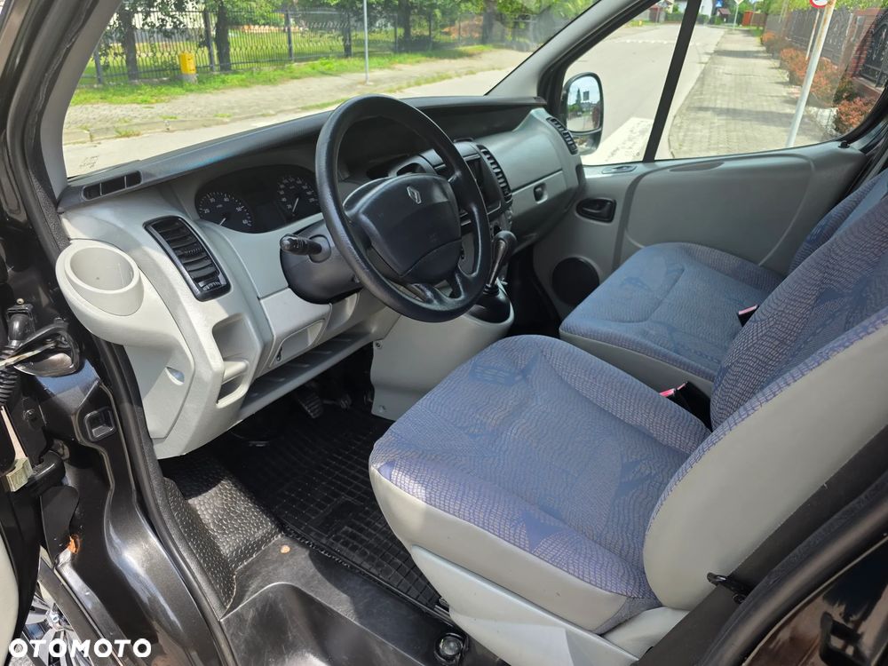 Renault Trafic - 14