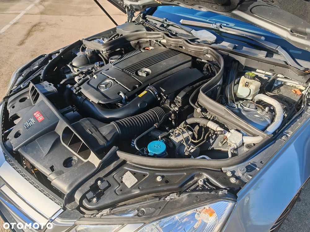 Mercedes-Benz Klasa E - 21