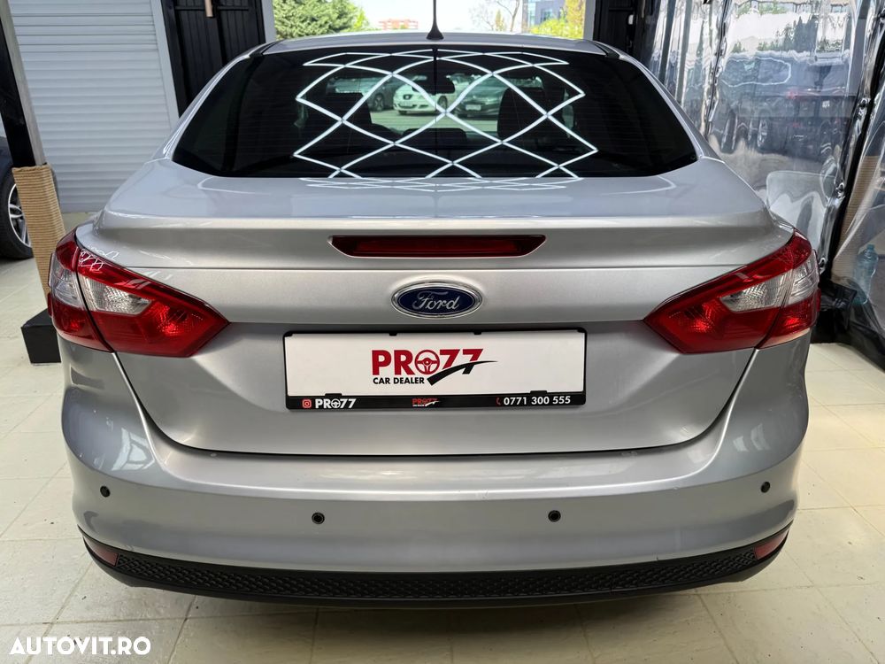 Ford Focus 1.6 TDCI DPF Trend - 6