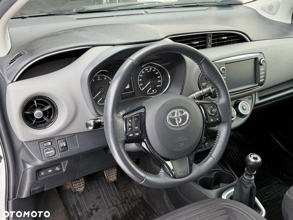 Toyota Yaris 1.5 Active - 6