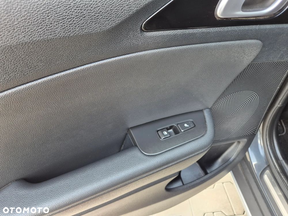 Kia XCeed 1.4 T-GDI OPF DCT7 PLATINUM EDITION - 24