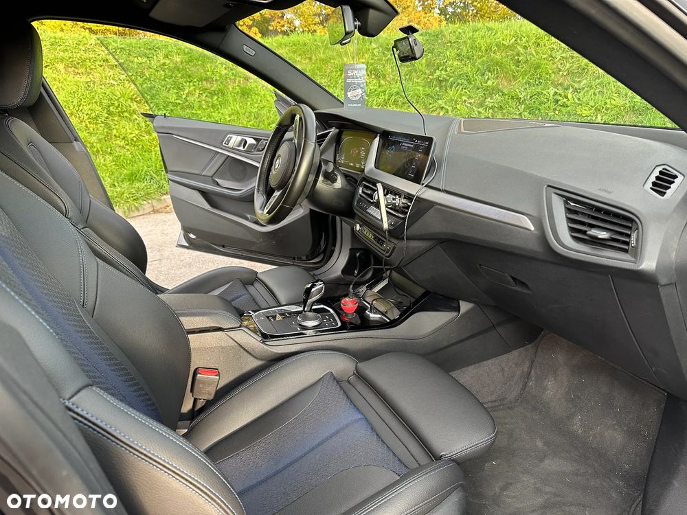 BMW Seria 2 220d xDrive M Sport - 9