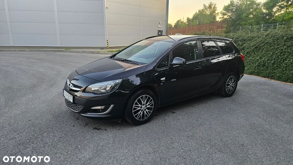 Opel Astra 1.4 Turbo 150 Jahre - 20