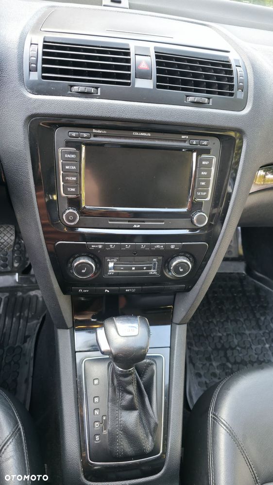 Skoda Octavia 2.0 TDI L&K DSG - 14