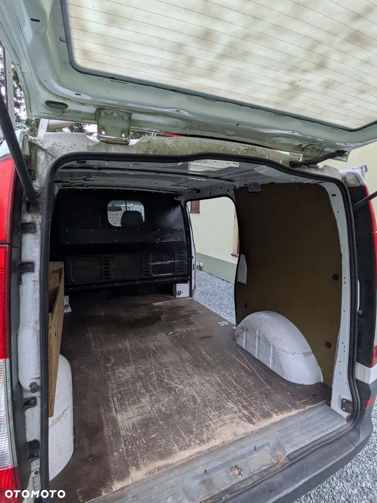 Mercedes-Benz Vito - 11