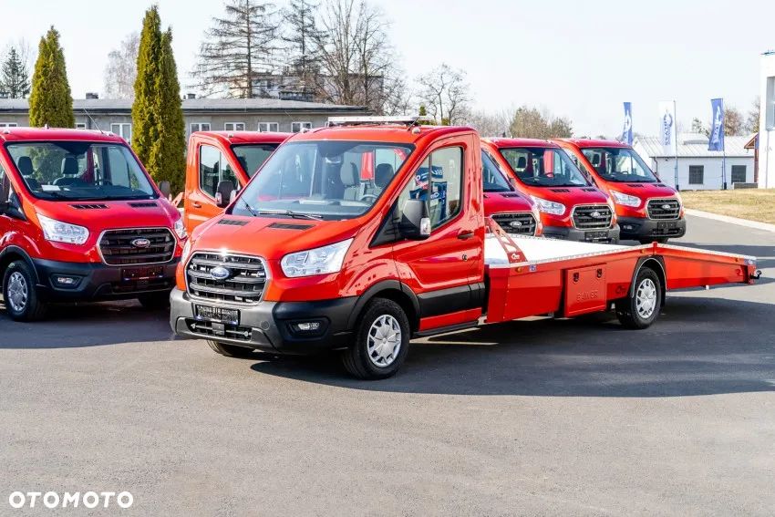 Ford Transit - 24