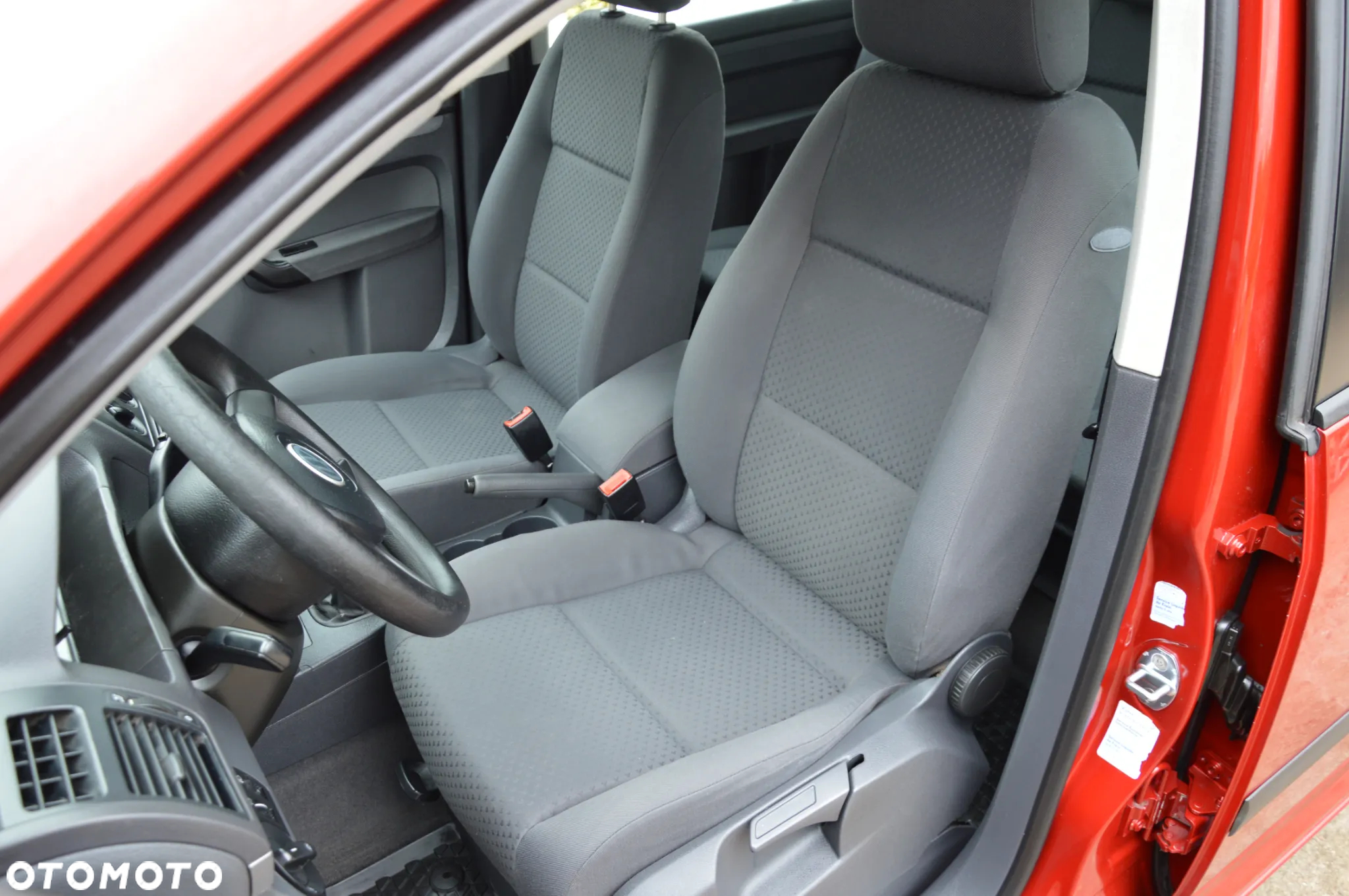 Volkswagen Touran 1.9 TDI Basis - 12