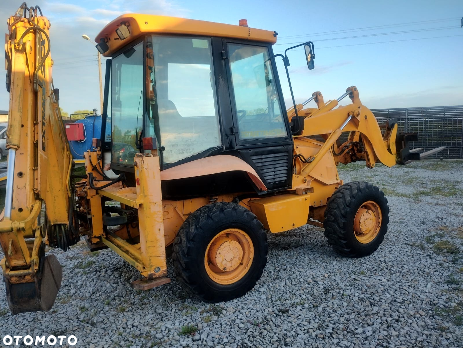 JCB 2CX - 6
