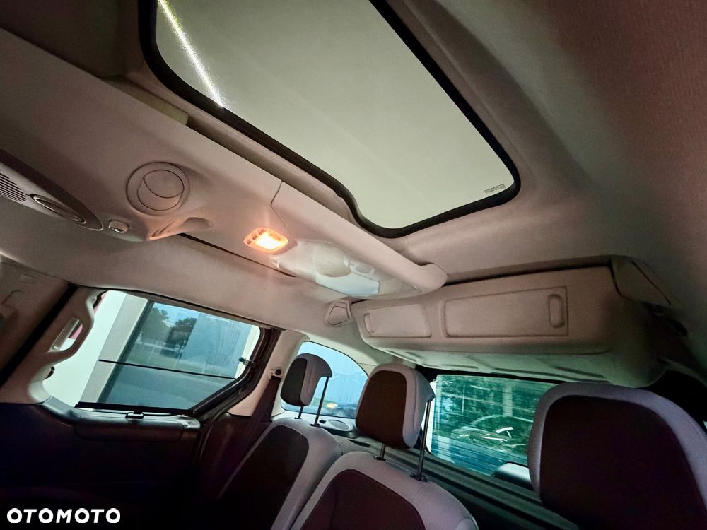 Citroën Berlingo Multispace HDi 115 FAP XTR - 24