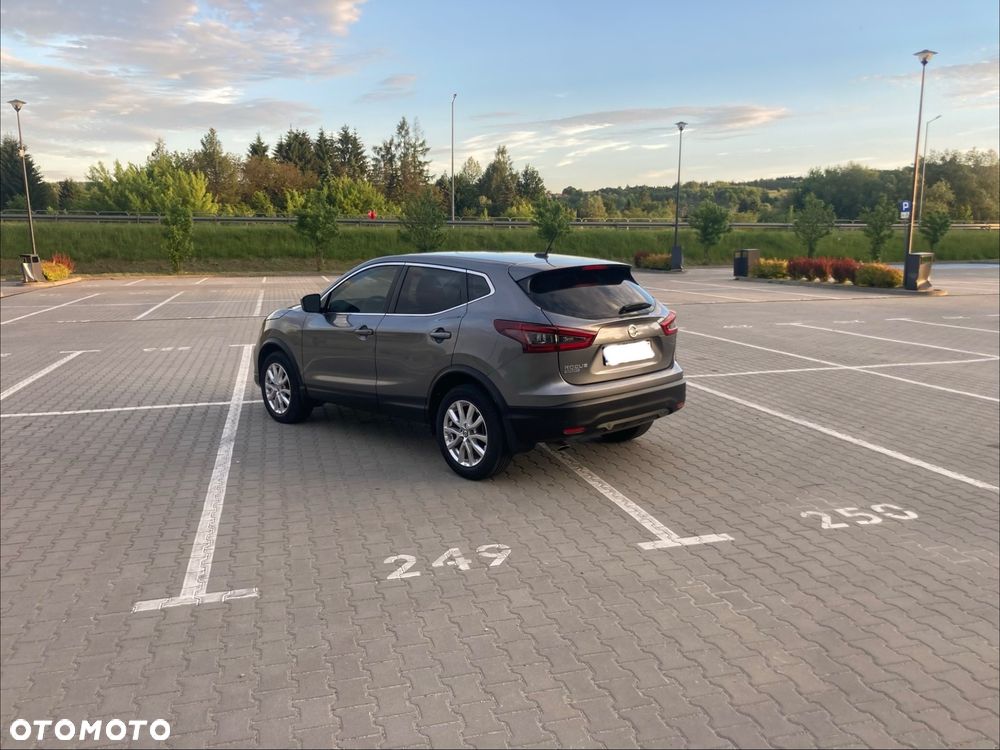 Nissan Rogue - 18