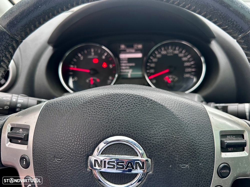 Nissan Qashqai +2 1.5 dCi Tekna Premium 17 - 11