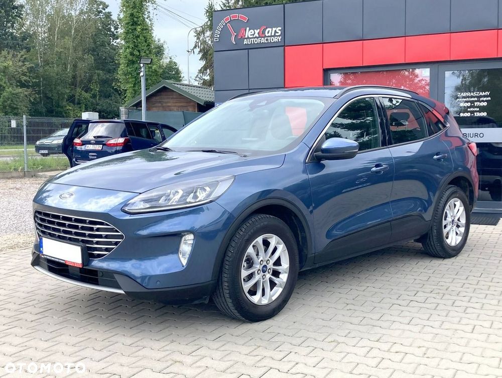 Ford Kuga 1.5 EcoBoost TITANIUM - 4