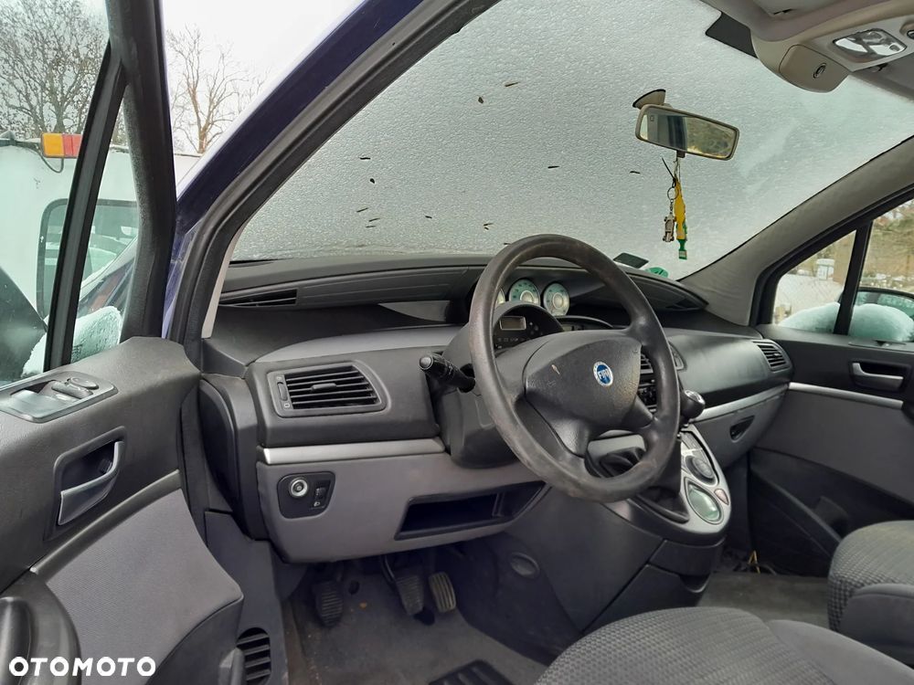 Części do Fiat Ulysse 2.2 HDI 2004r. Drzwi maska zderzak skrzynia zawieszenie - 4