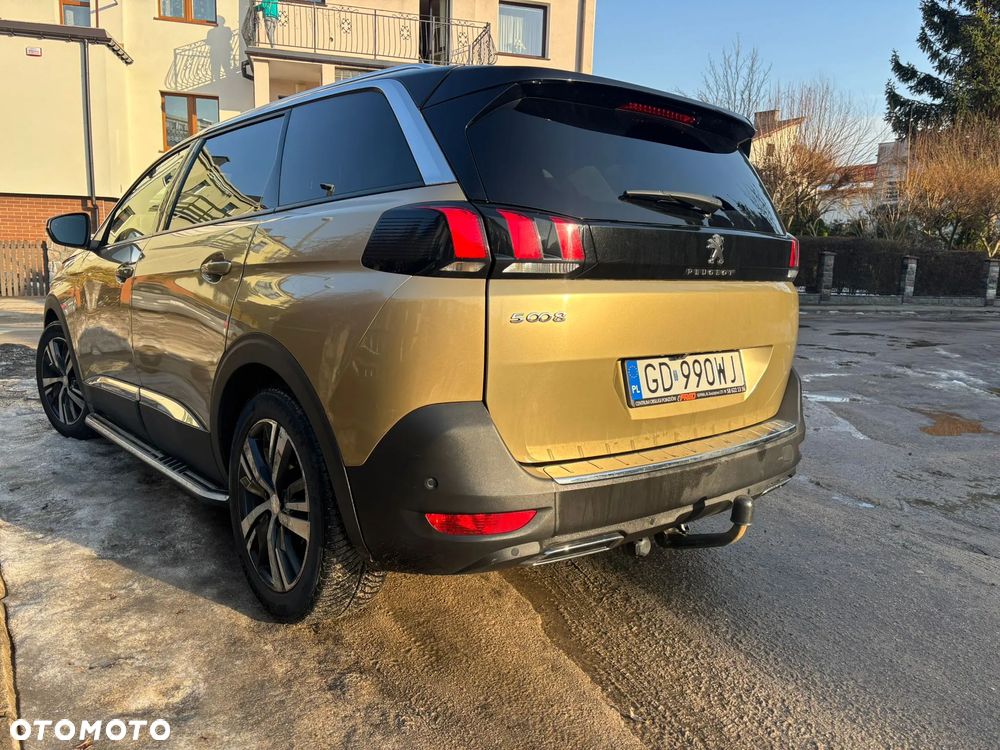 Peugeot 5008 - 3