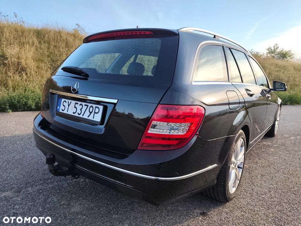 Mercedes-Benz Klasa C 180 CGI BlueEff Avantgarde - 10