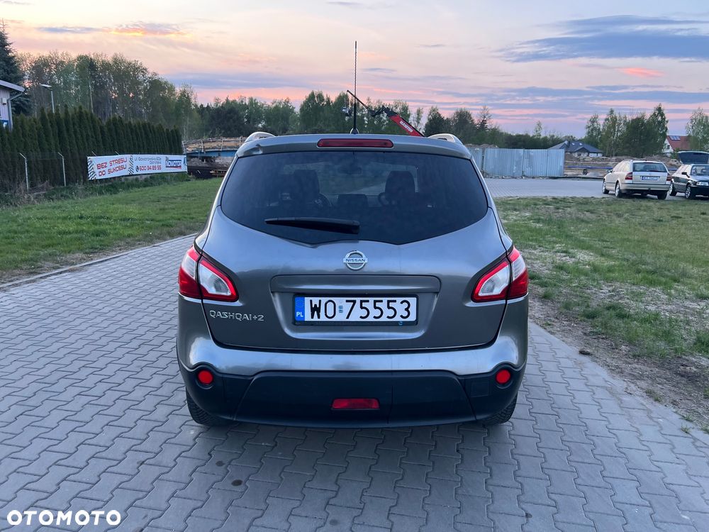 Nissan Qashqai+2 - 3