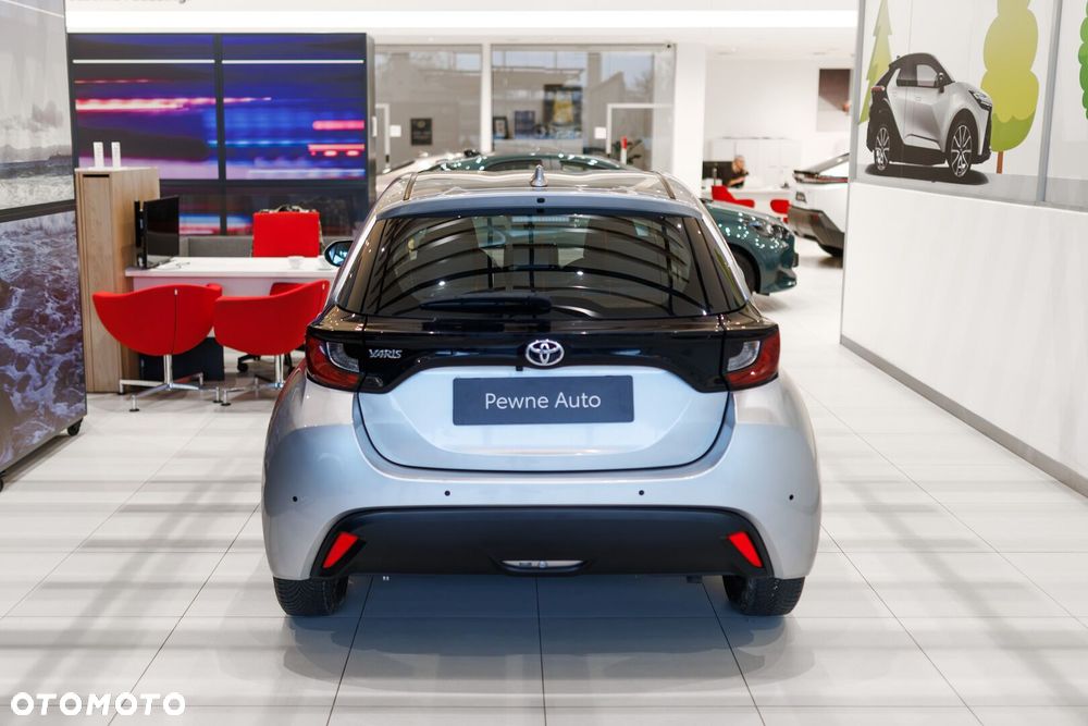 Toyota Yaris - 22