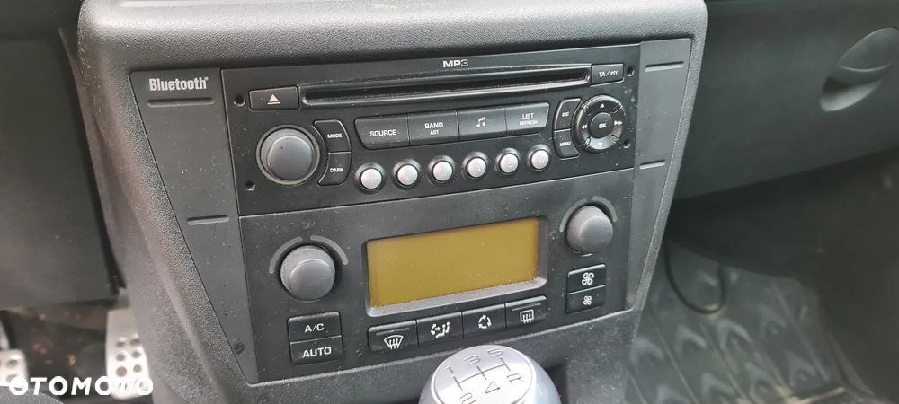 Citroën C4 HDi 110 FAP VTS - 6