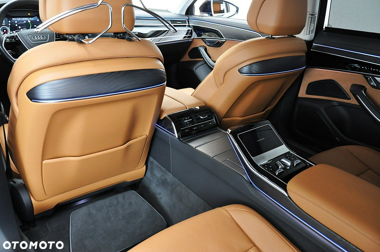 Audi A8 - 27