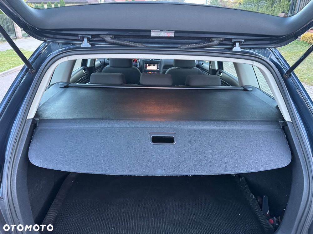 Volkswagen Golf - 15