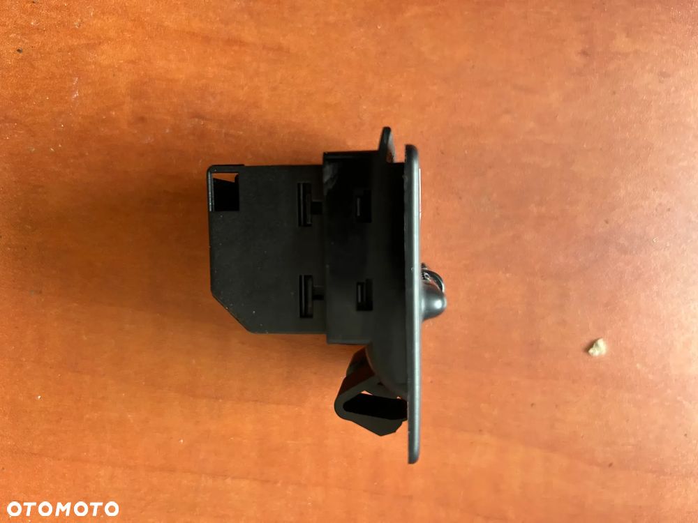 PRZEŁĄCZNIK PANEL SZYB LEWY PRZÓD VW NEW BEETLE 1C0959527 - 2