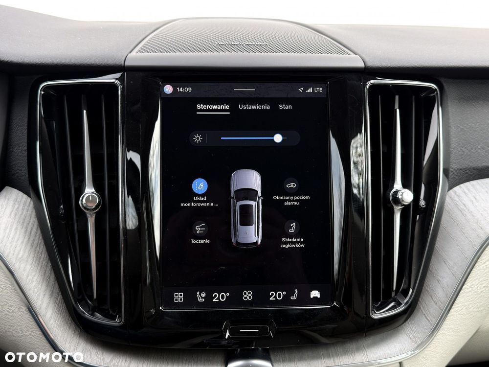 Volvo XC 60 - 30