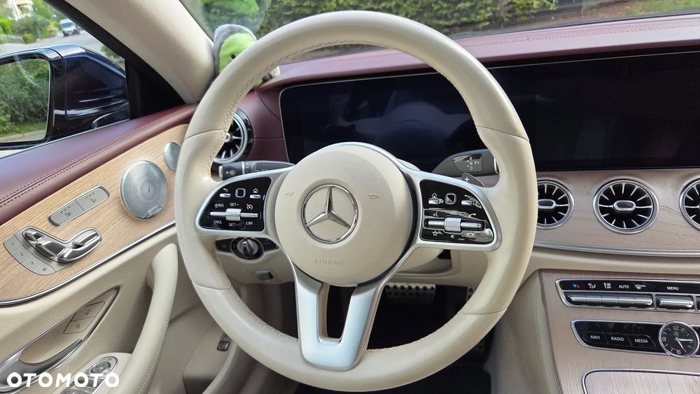 Mercedes-Benz Klasa E 350 Coupe 9G-TRONIC - 37