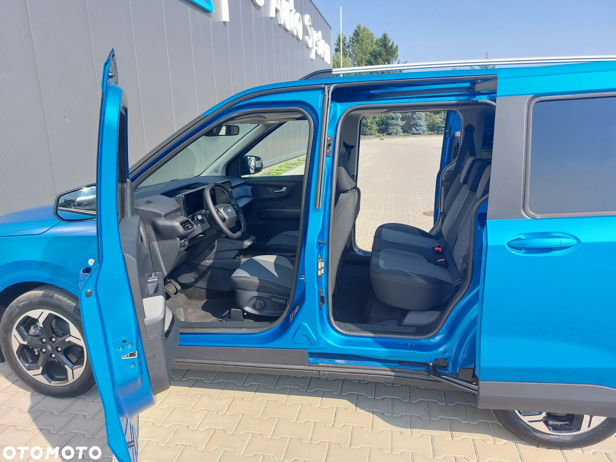 Ford Tourneo Courier 43kWh Titanium - 15