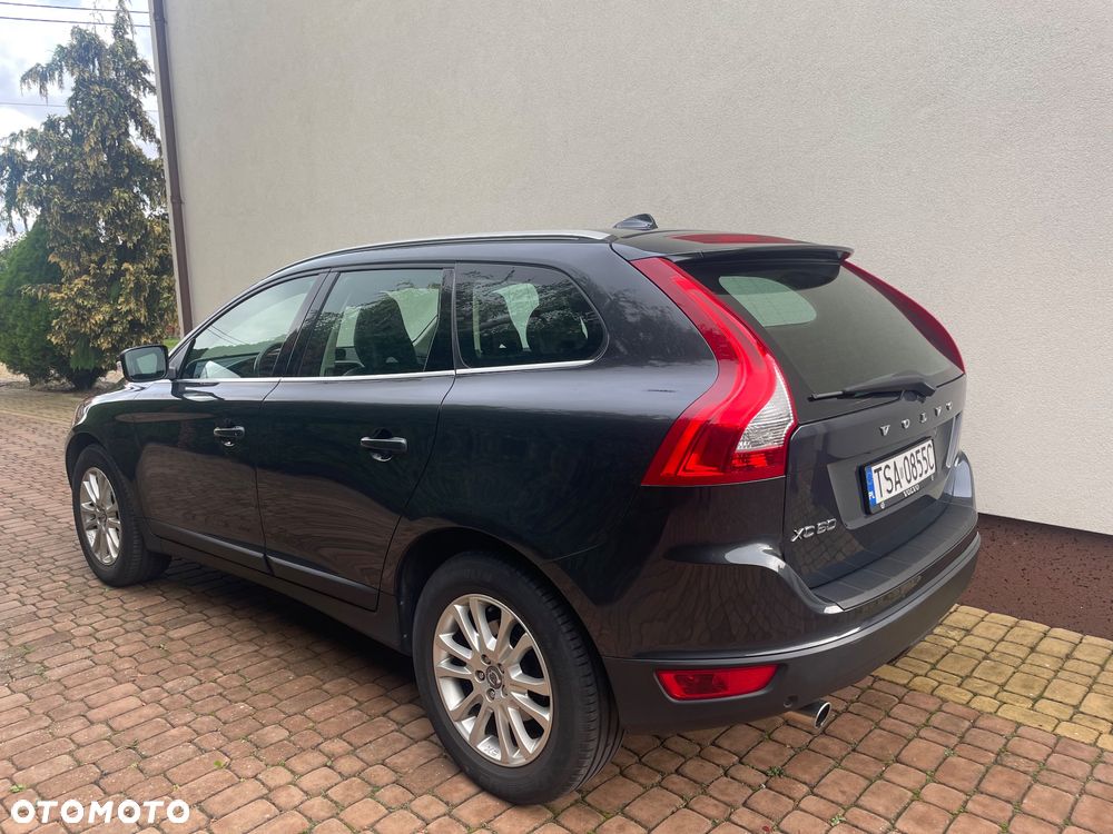 Volvo XC 60 2.4D AWD Summum - 3
