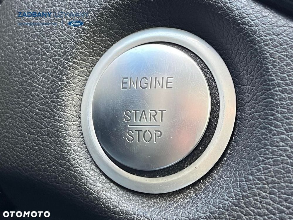 Mercedes-Benz CLA 180 7G-DCT UrbanStyle Edition - 28