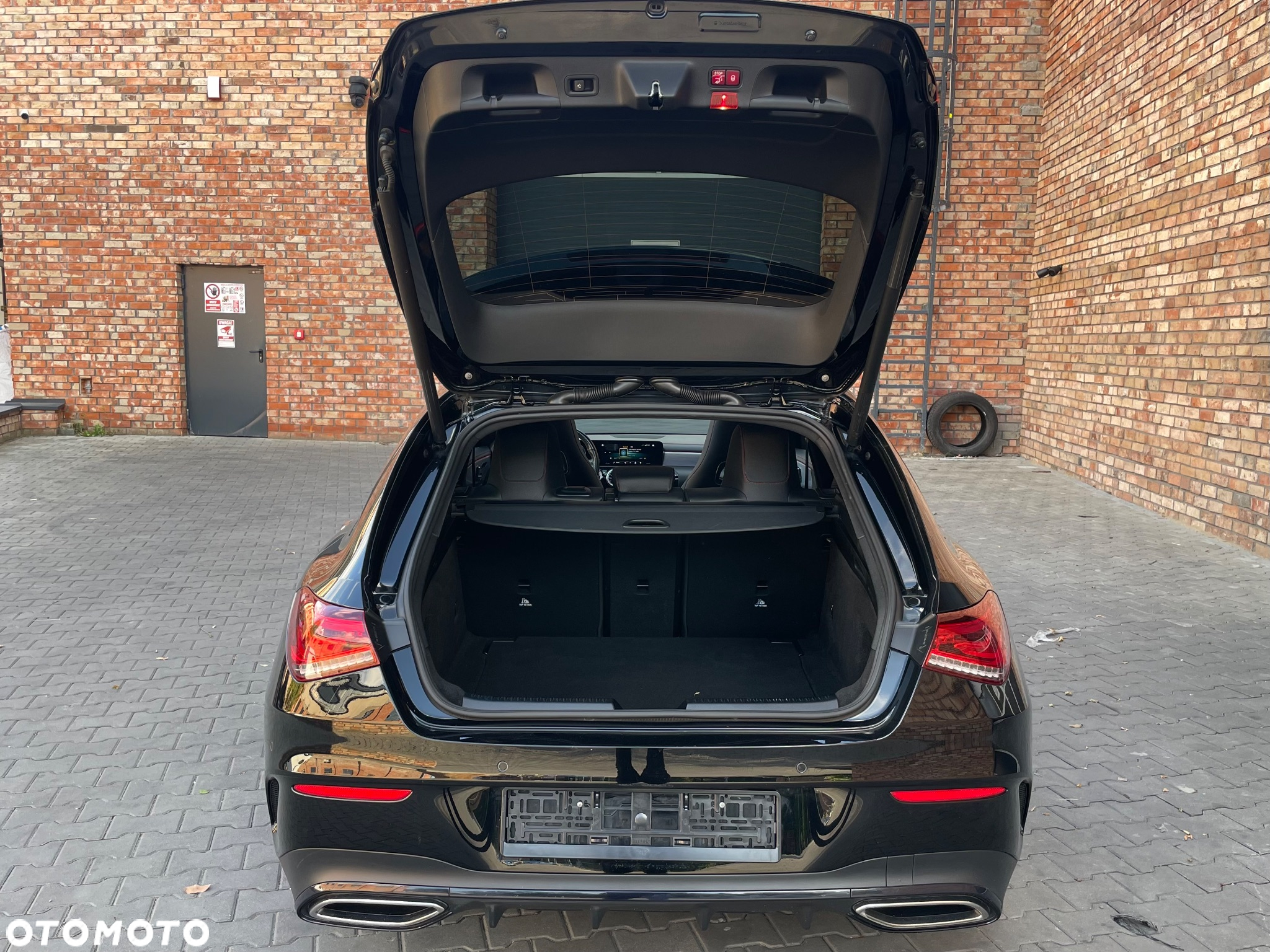 Mercedes-Benz CLA 200 Shooting Brake 7G-DCT AMG Line - 7
