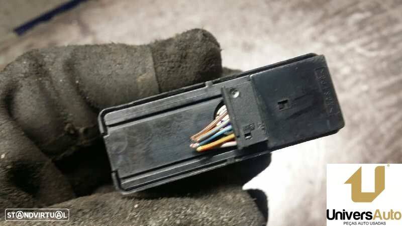 BOTÃO DE EMERGÊNCIA BMW 3 2003 -8368920 - 2