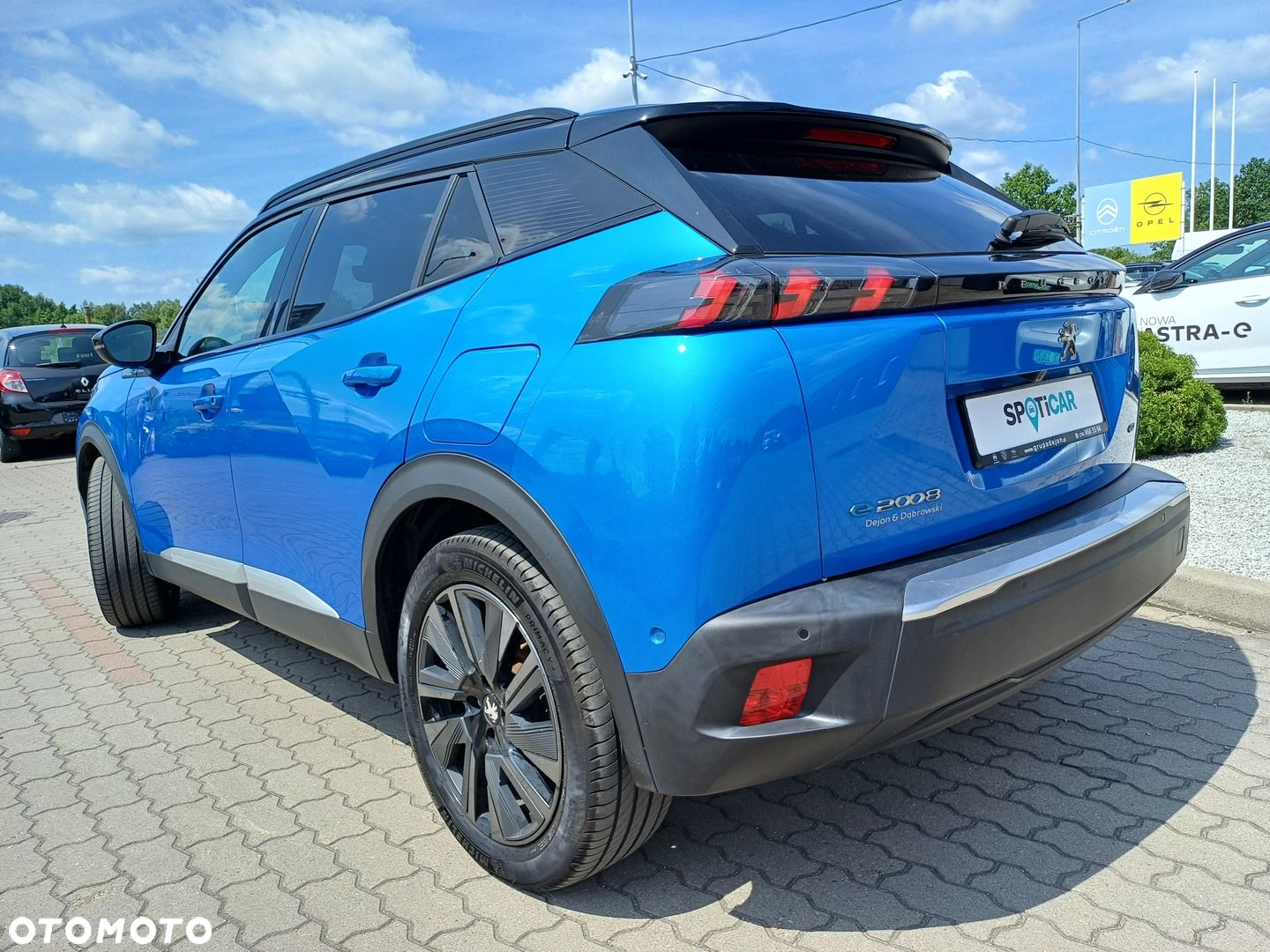 Peugeot 2008 e-2008 GT Pack - 4