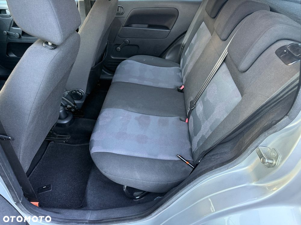 Ford Fusion 1.4 Trend - 16