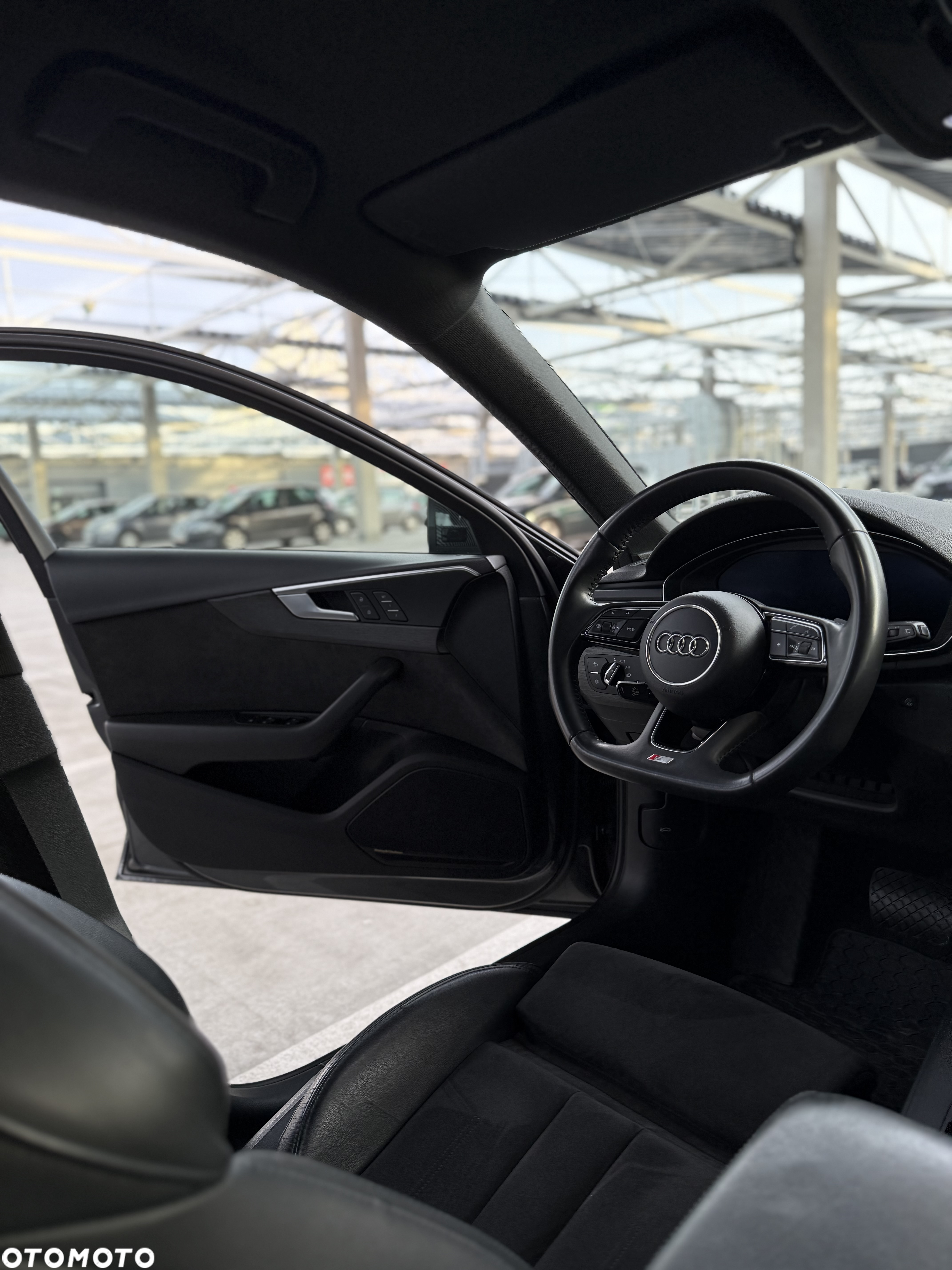 Audi A4 Avant 40 TDI S tronic - 23