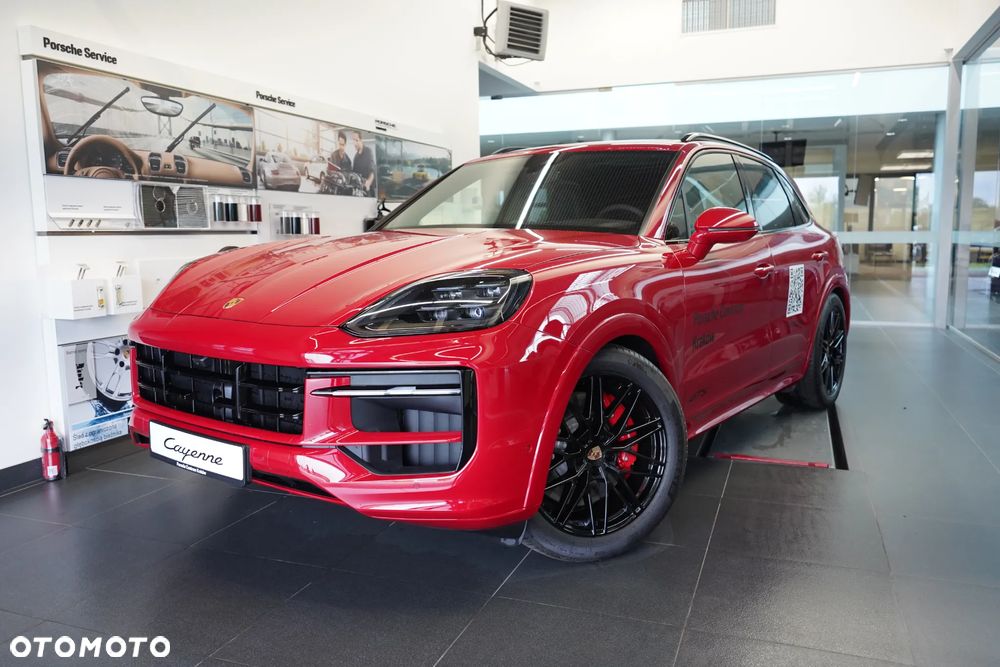 Porsche Cayenne GTS - 1