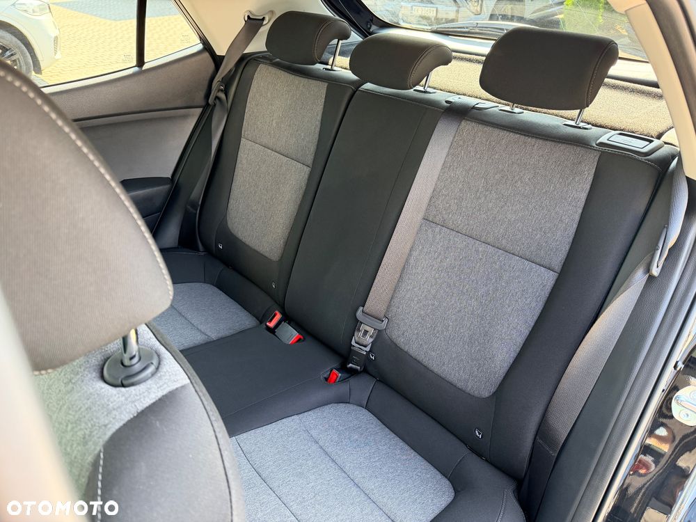 Kia Stonic 1.0 T-GDI Business Line DCT - 12