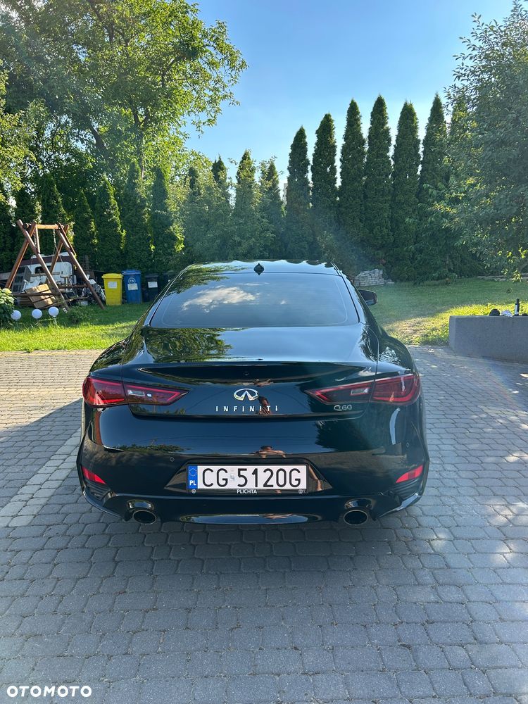 Infiniti Q60 2.0t Premium - 13