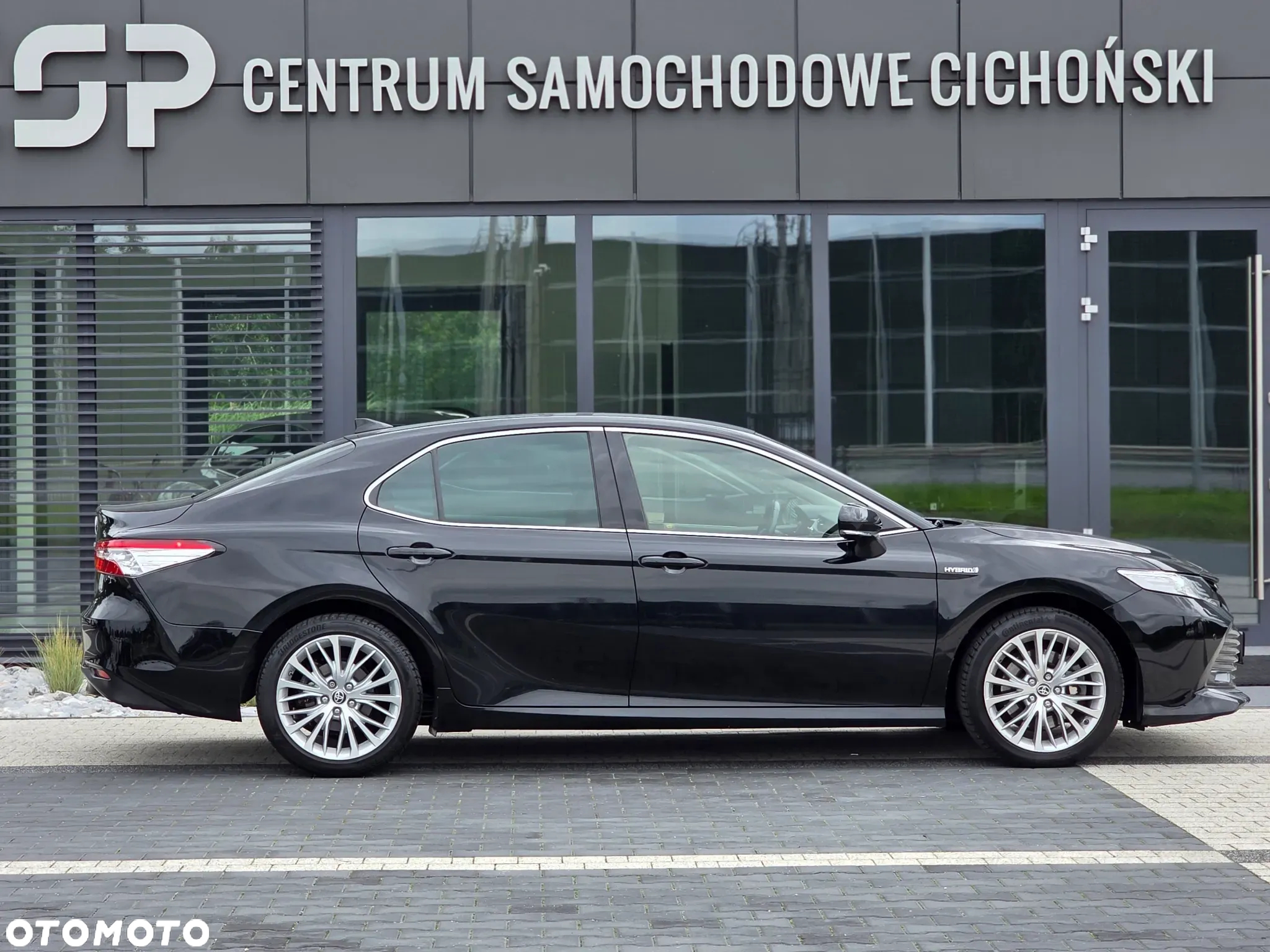 Toyota Camry 2.5 Hybrid Executive CVT - 9